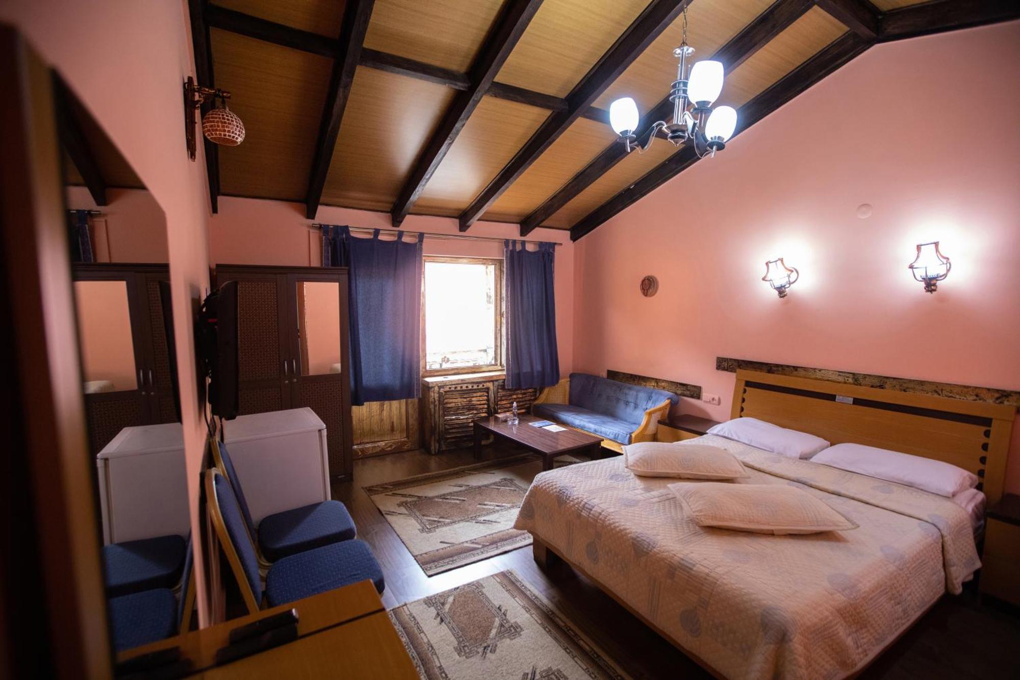 Haghartsin Hotel And Restaurant Dilijan Luaran gambar